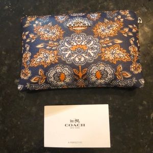 Coach Wristlet (missing wrist lanyard)